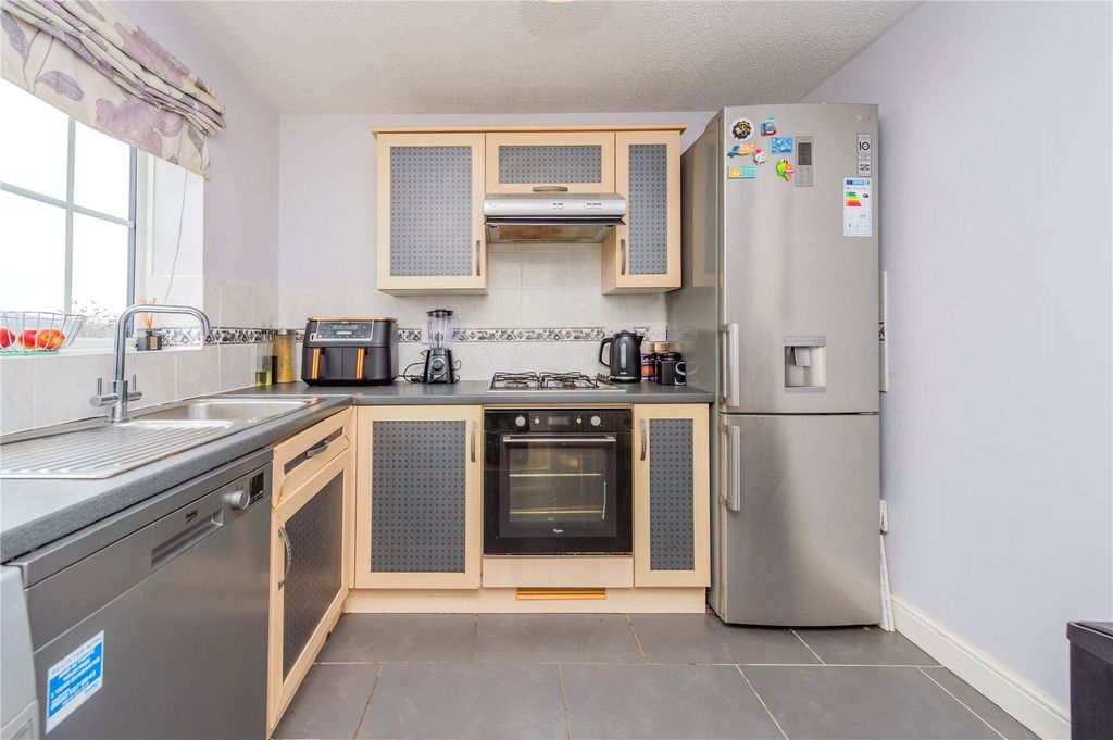 Property photo 3 of 25 Picture No. 11