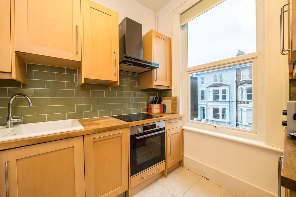 Property photo 3 of 5