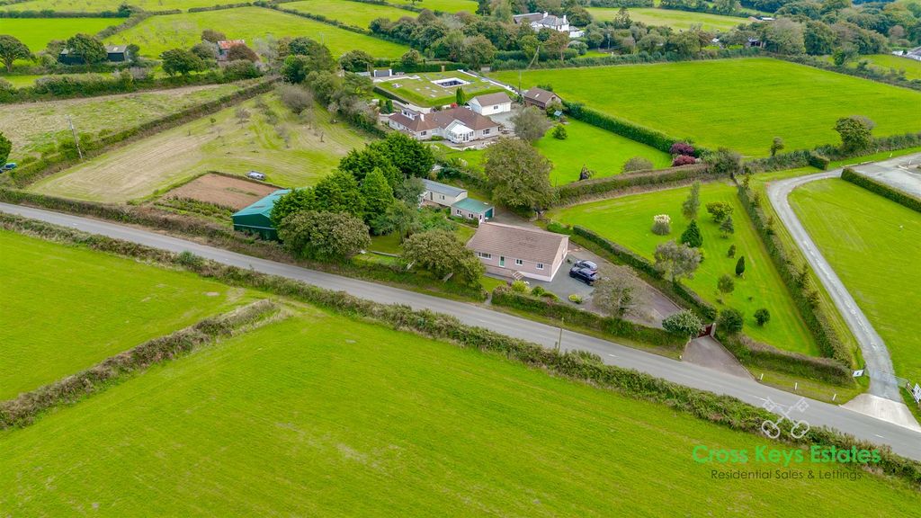 Property photo 1 of 44 Ariel Views &amp; Surroundings