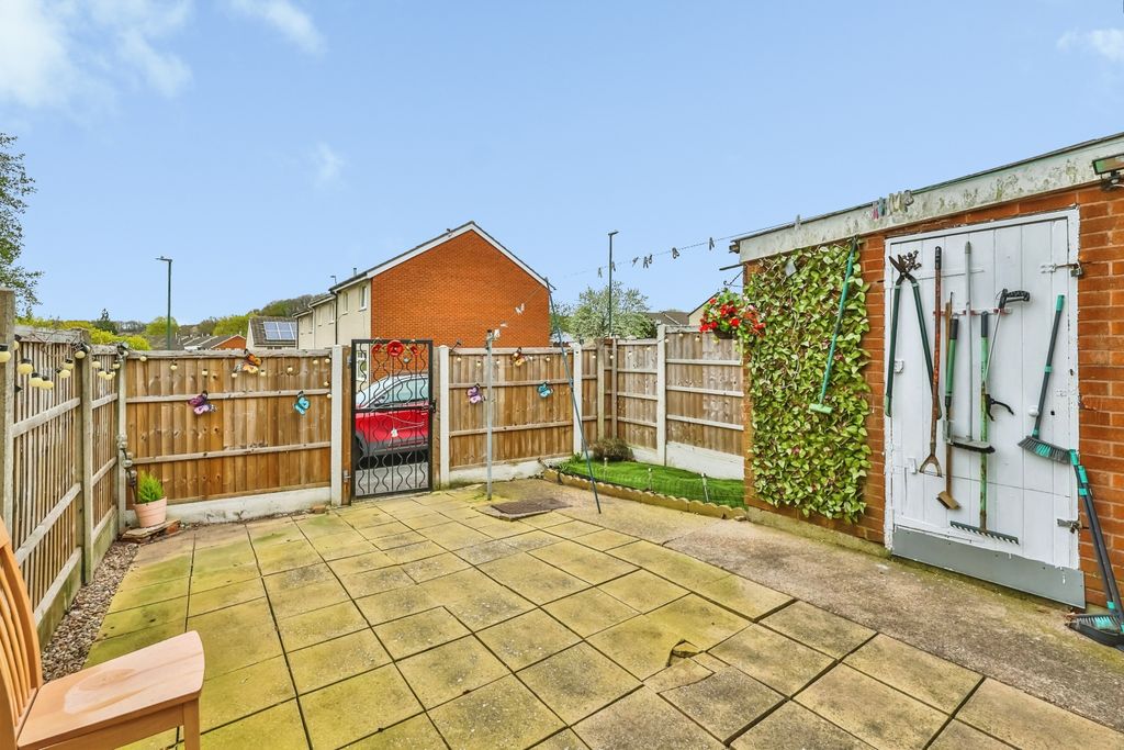 Property photo 2 of 15