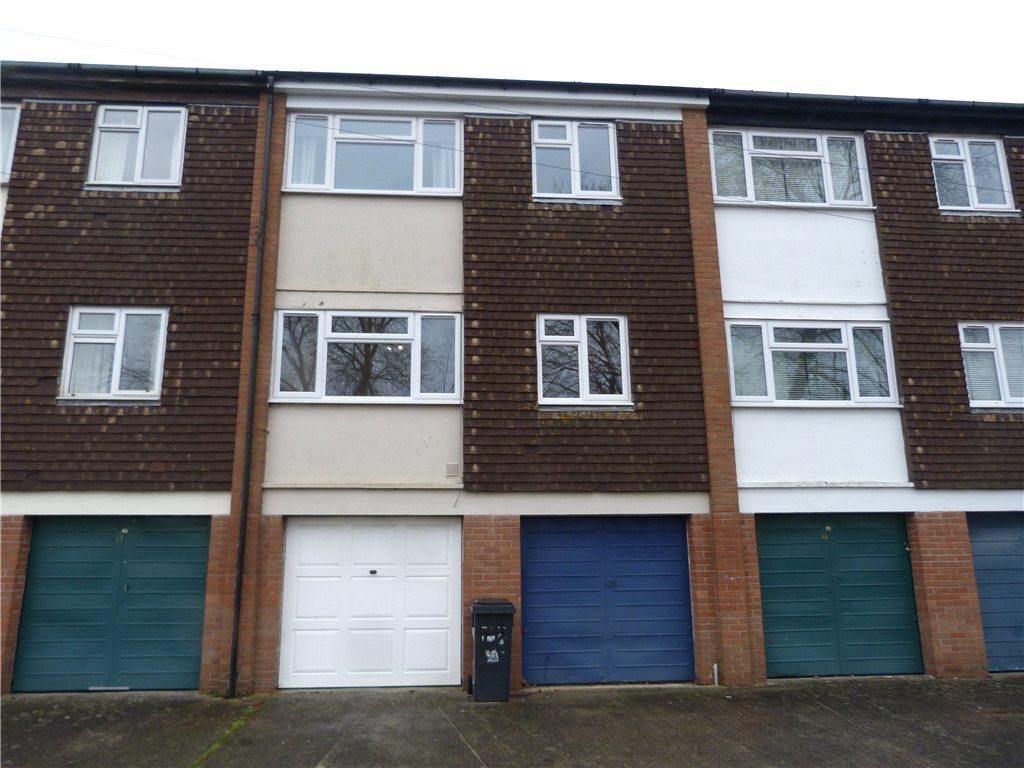 Property photo 2 of 12 Rear