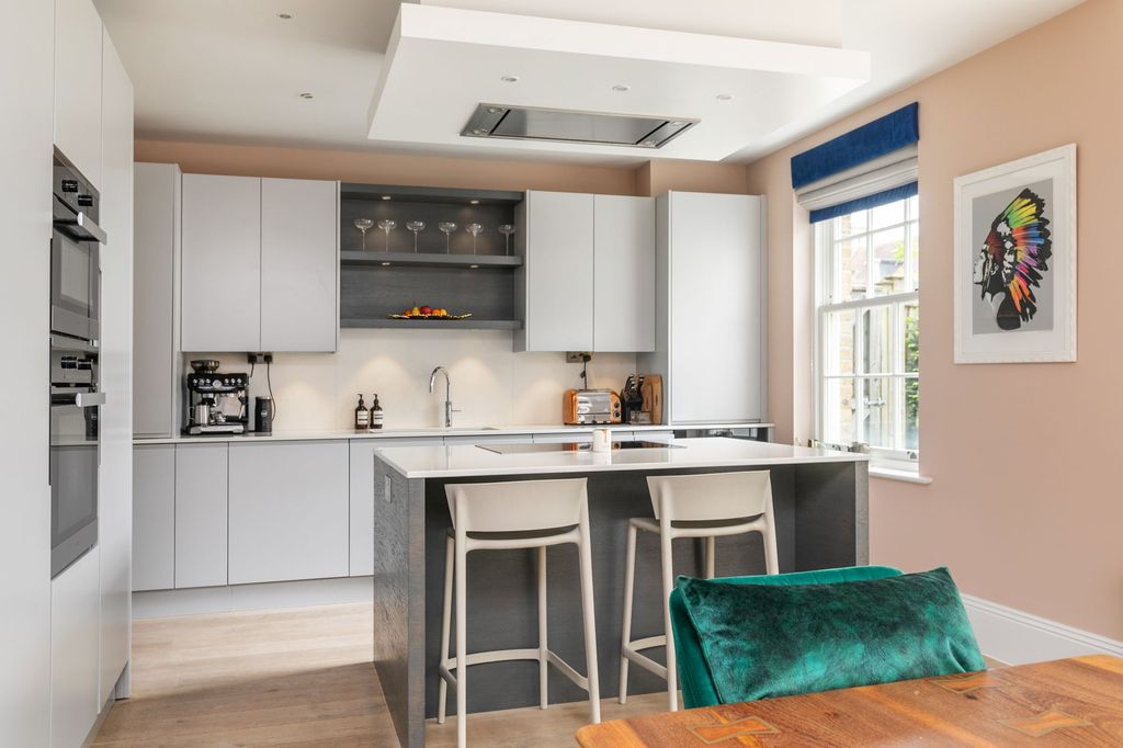 Additional image 5 of 4 bed detached house to rentChilbolton Avenue, Winchester SO22