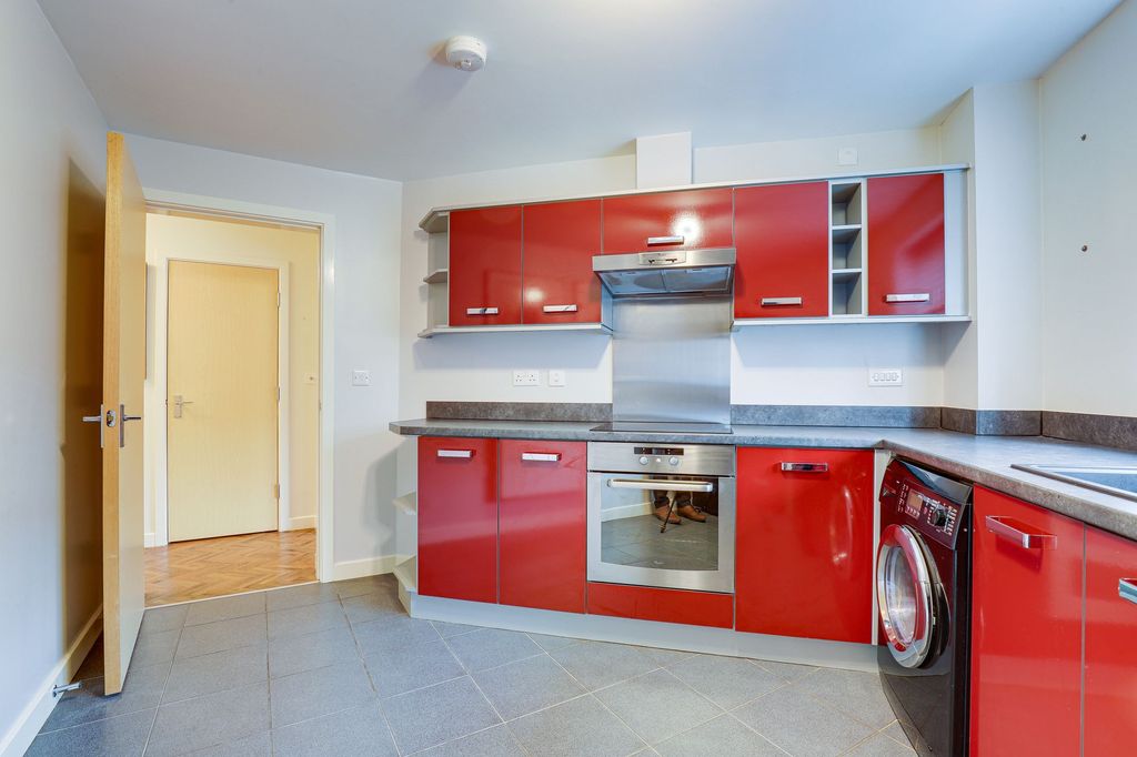 Property photo 3 of 20