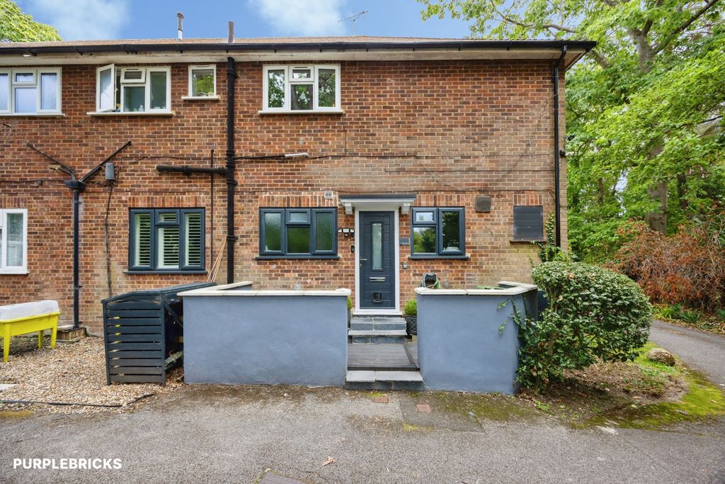 Property photo 1 of 24