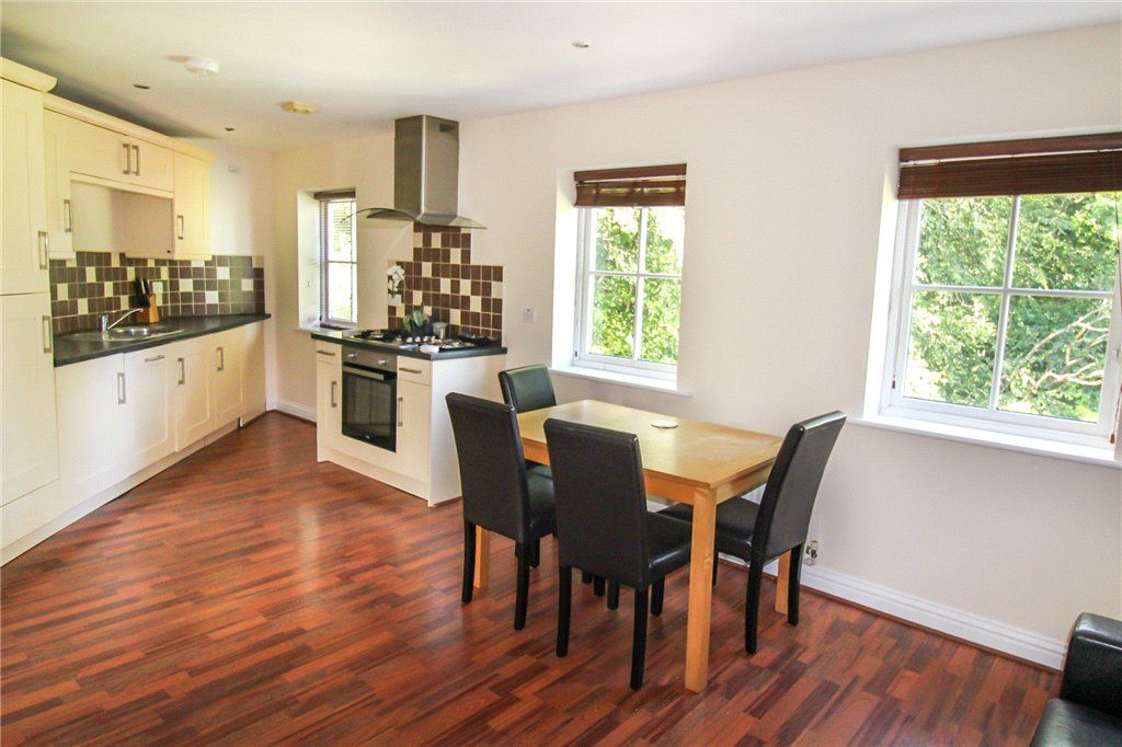 Property photo 2 of 16 Kitchen