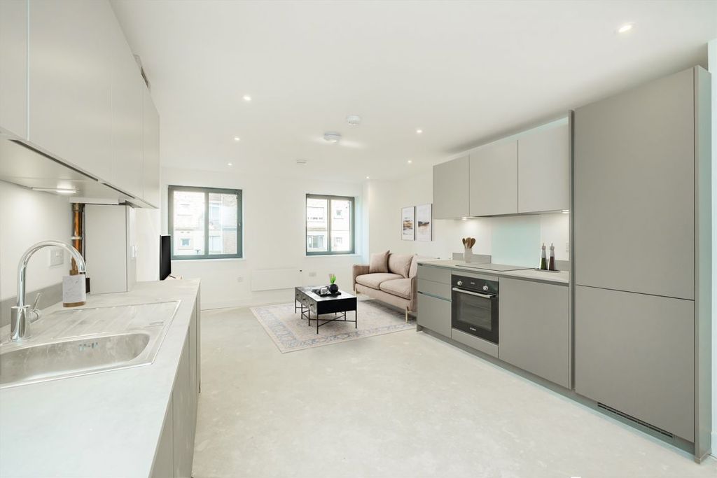 Property photo 1 of 5