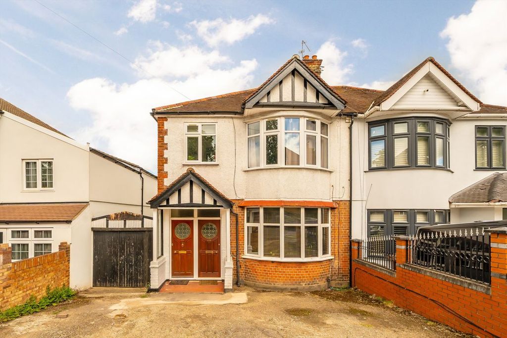 Property photo 1 of 7