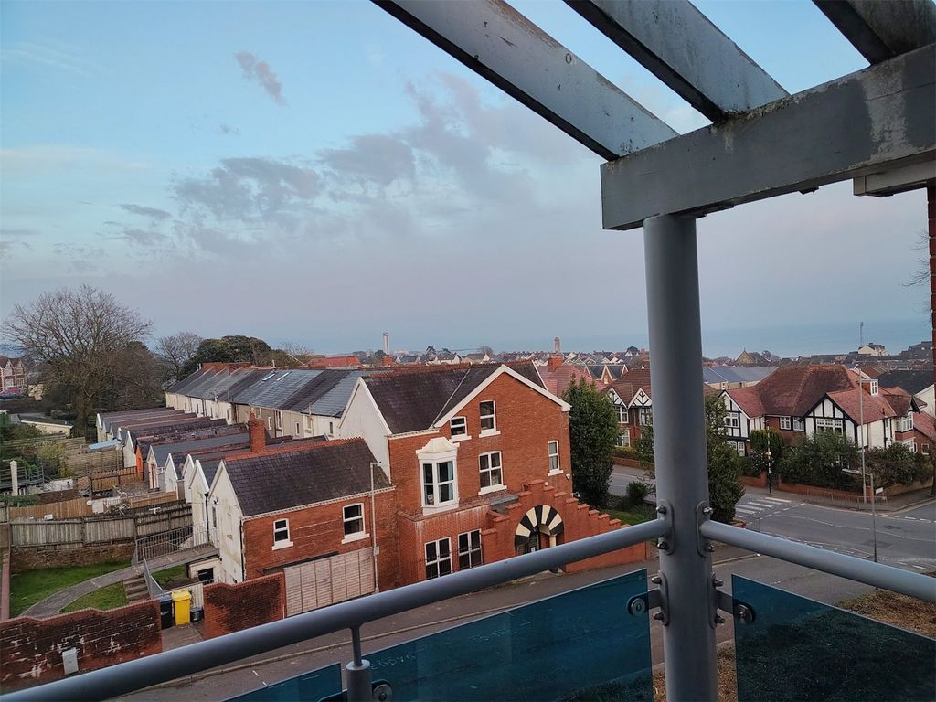 Property photo 1 of 15 Balcony