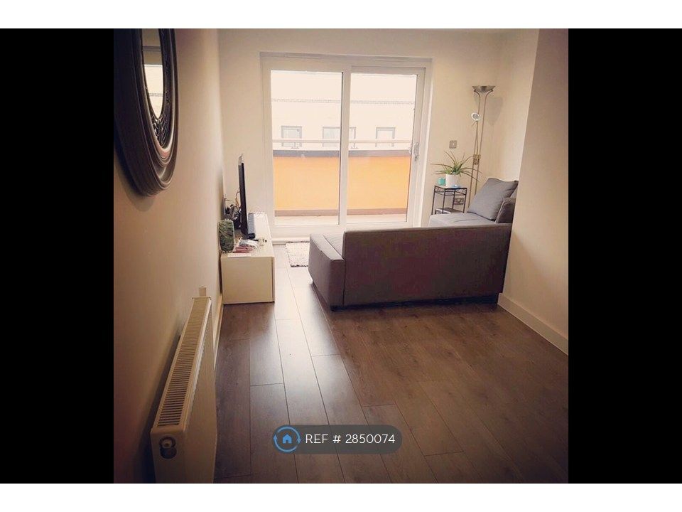 Property photo 3 of 8