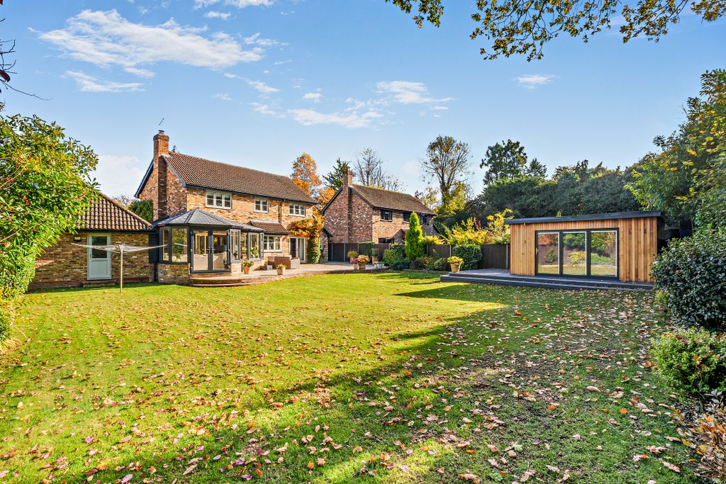 Property photo 1 of 22 Garden