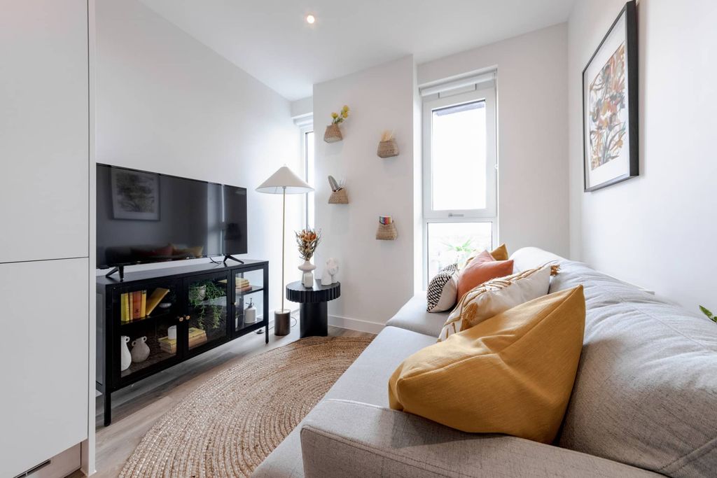 Property photo 3 of 12 The Acer Apartments Plot F1502 - Image 3