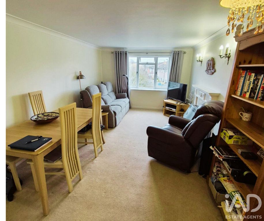 Property photo 2 of 14