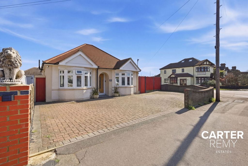 Property photo 1 of 27