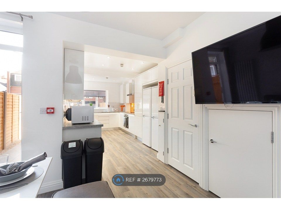 Property photo 2 of 11 Includes Freeview Enabled 55 Inch Smart 4K Tv