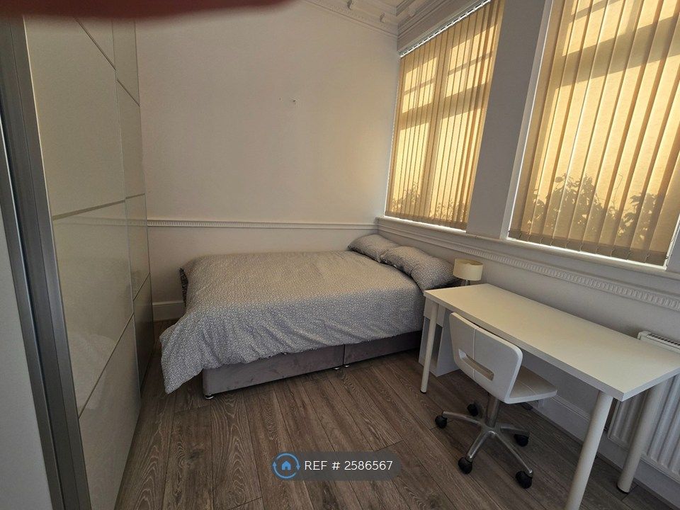Property photo 2 of 6