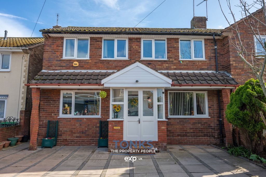 Property photo 1 of 20