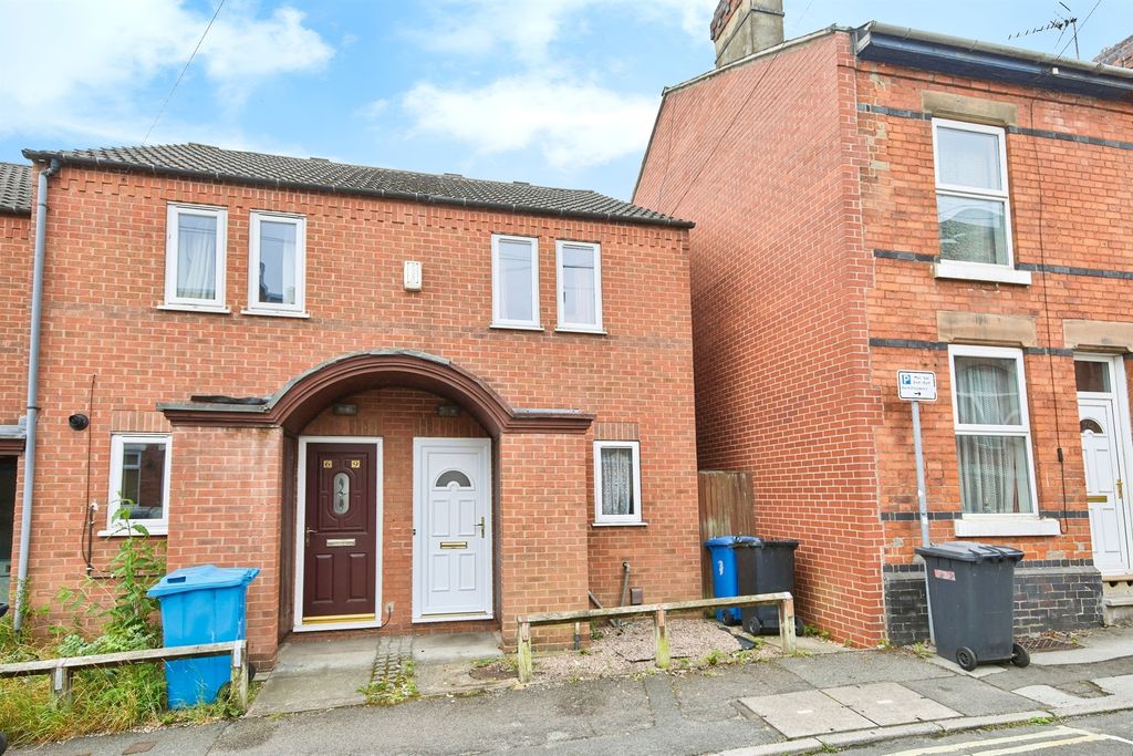 Property photo 1 of 15