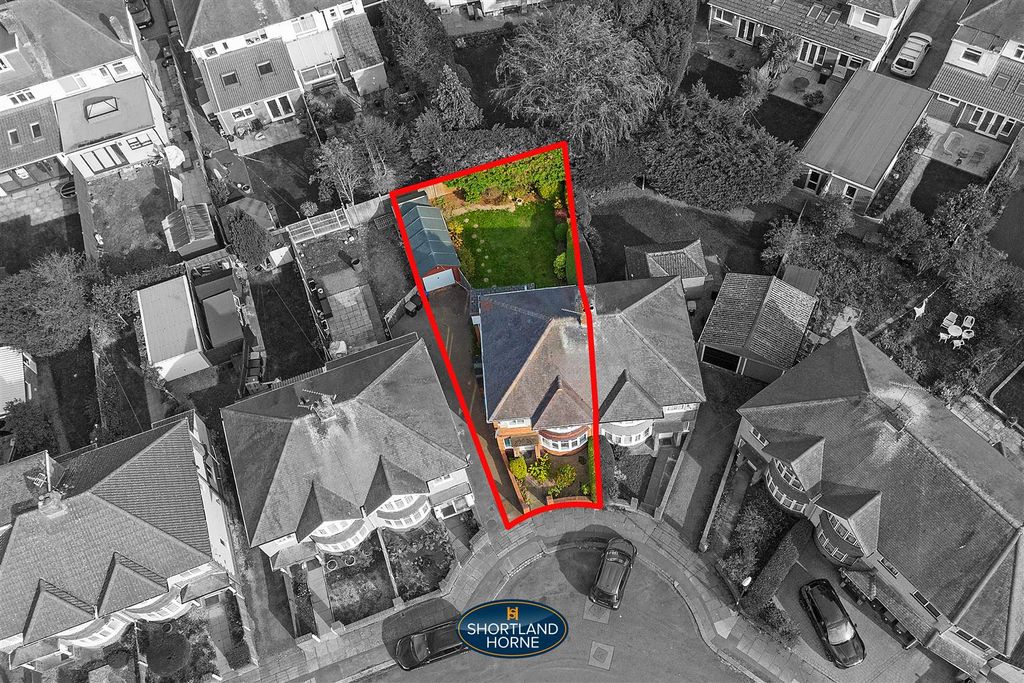 Property photo 2 of 29 125 Cecily Rd (3 Of 28).Jpg