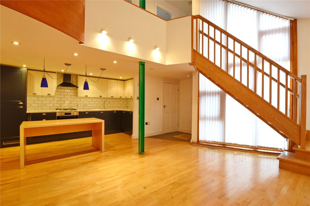 Property photo 1 of 12 Picture No. 21