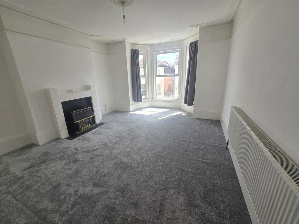 Property photo 3 of 9 Picture No. 02