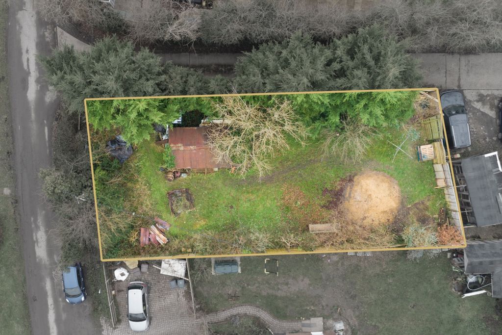 Property photo 2 of 10 3867701