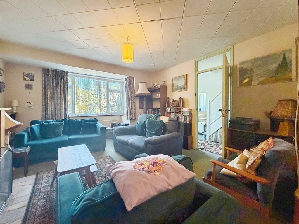 Property photo 3 of 10 Pbox-Img.Jpg