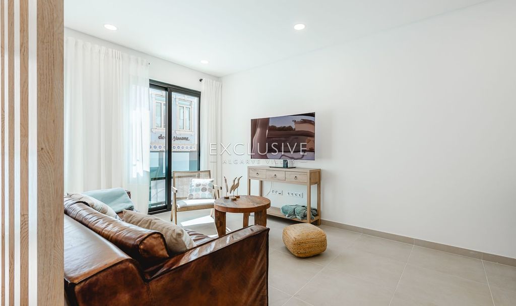 Property photo 2 of 29