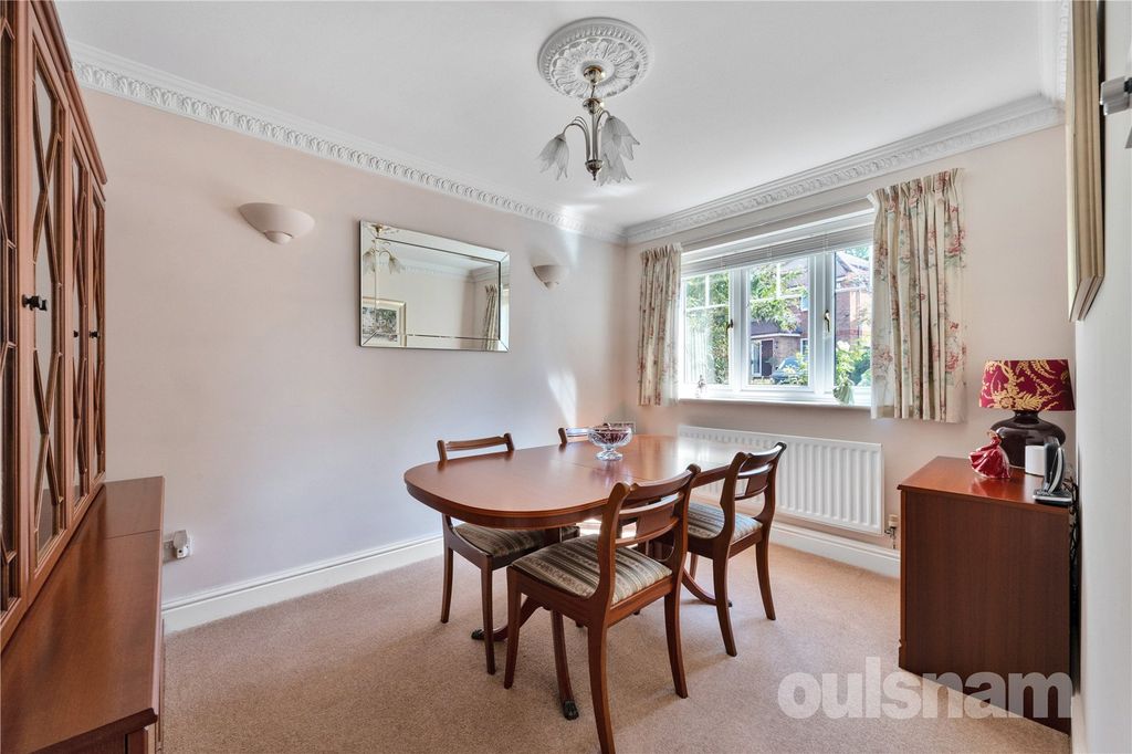 Property photo 3 of 18 Picture No. 12