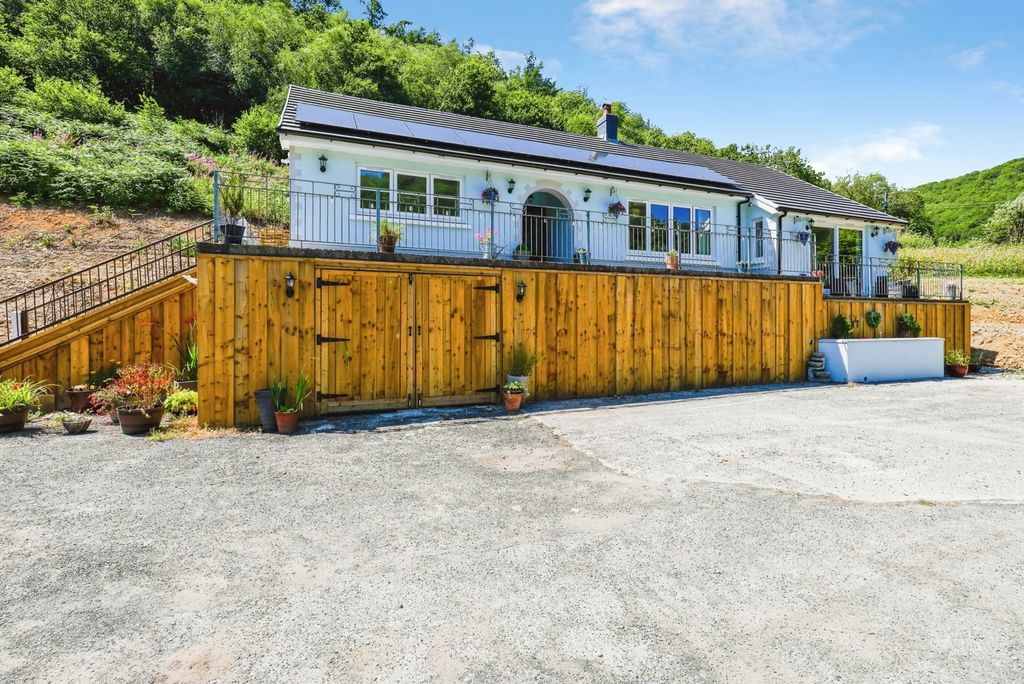 Property photo 1 of 26 Pbox-Img.Jpg