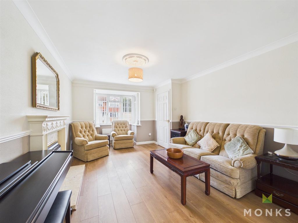 Property photo 3 of 19 Cam01520G0-Pr0350-Still016.Jpg