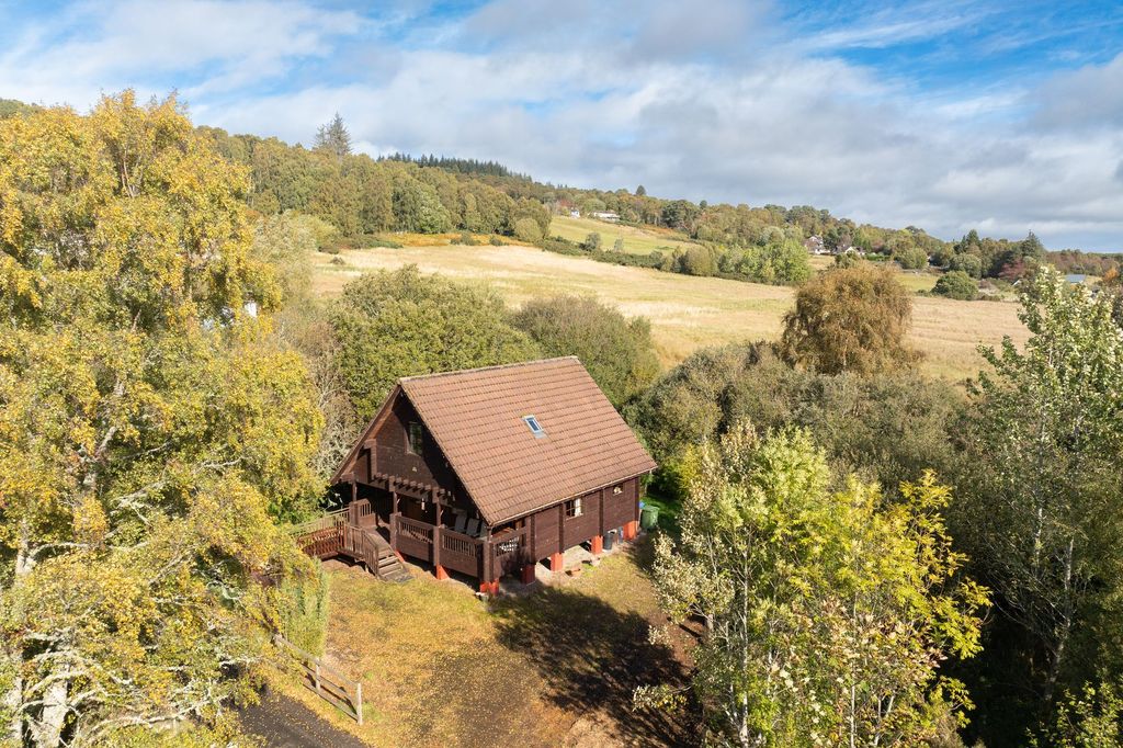 Property photo 1 of 29