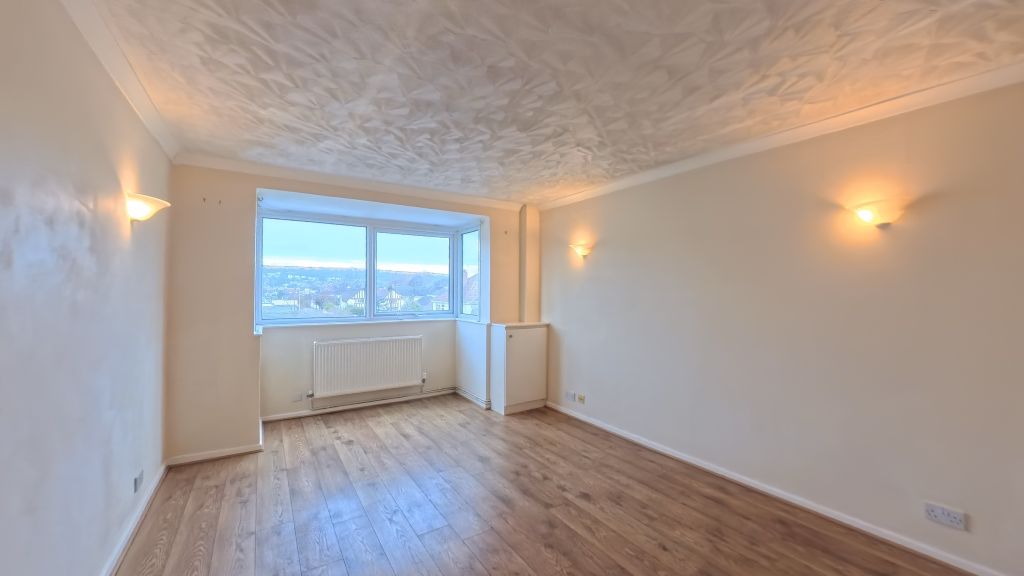 Property photo 2 of 6 Living Room