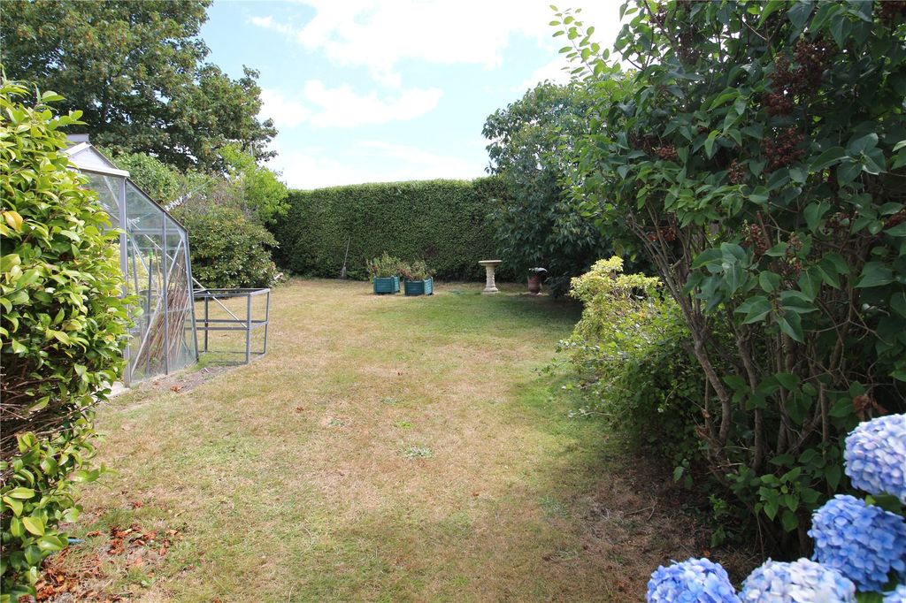 Property photo 2 of 13 Picture No. 02