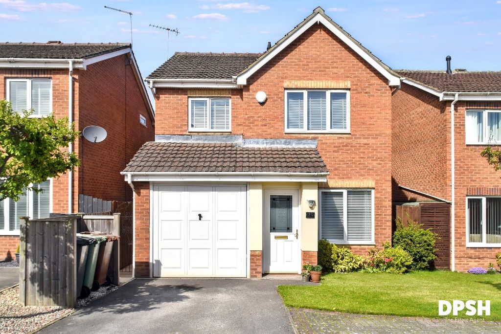 Property photo 1 of 33