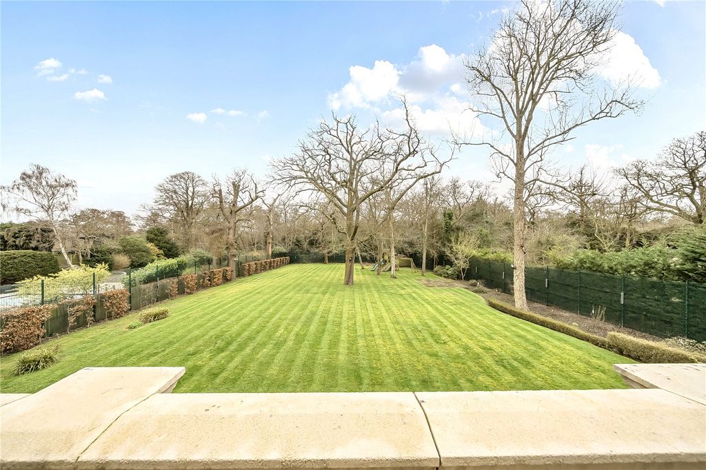 Property photo 3 of 41 Picture No. 13