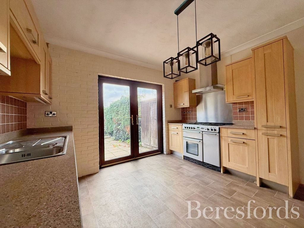 Property photo 3 of 19 Picture No. 12