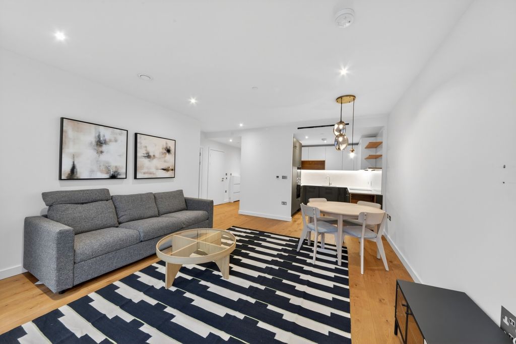 Property photo 1 of 16 Dsc_3521_High