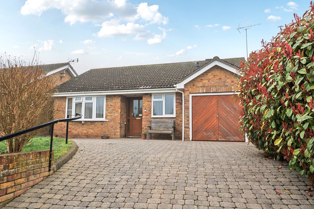 Property photo 1 of 16