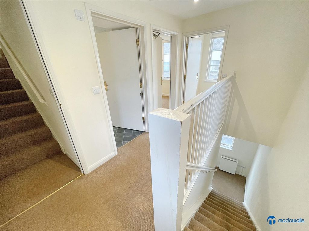 Property photo 3 of 13 Img_2022.Jpg