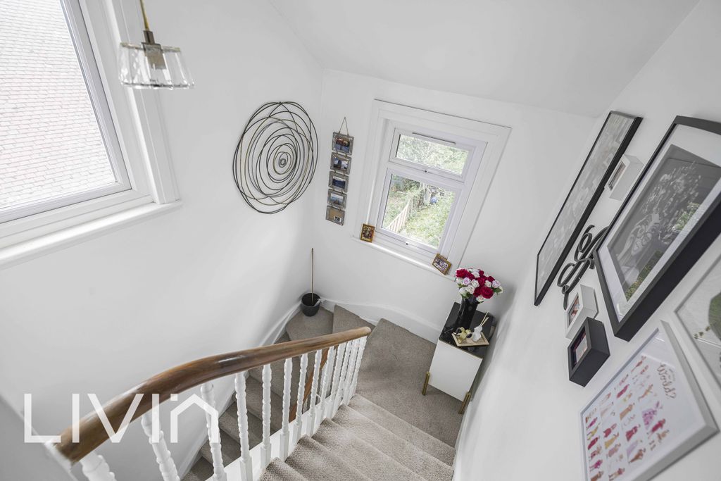 Property photo 3 of 21 120A0632
