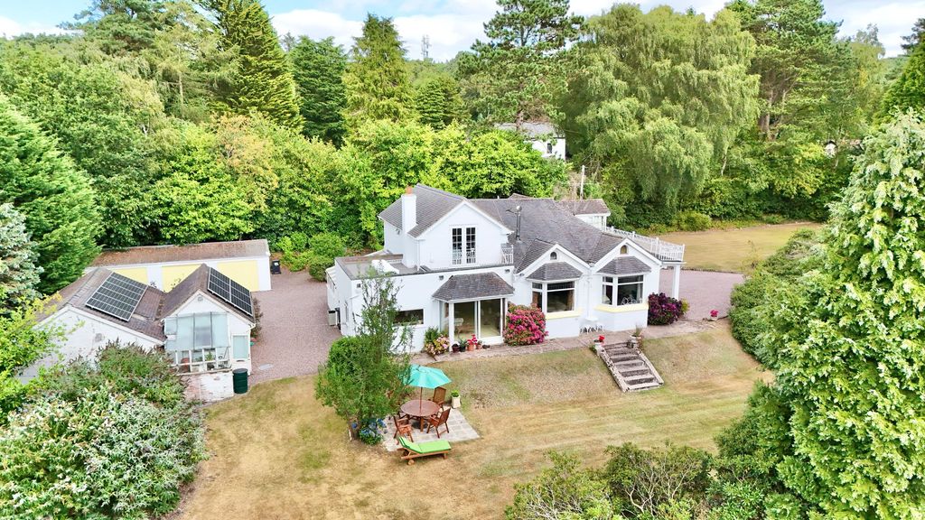 Property photo 1 of 42