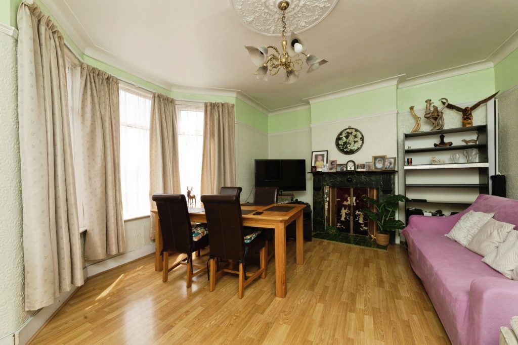 Property photo 3 of 20