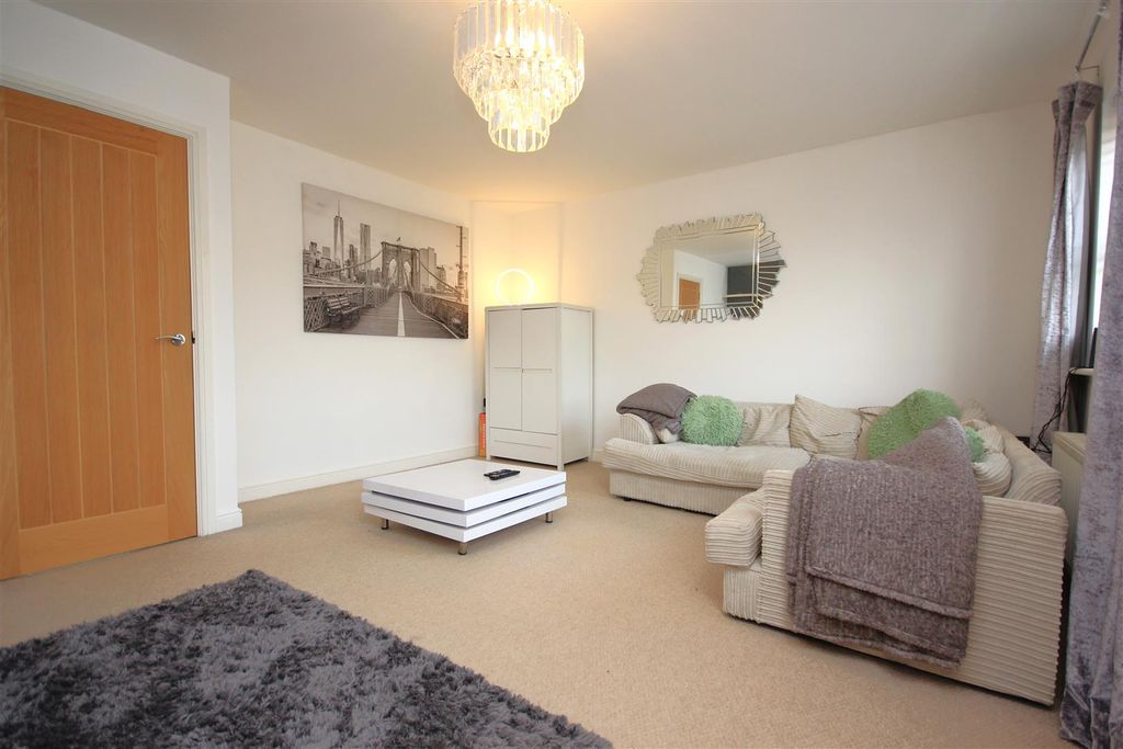 Property photo 3 of 18 Img_5969.Jpg