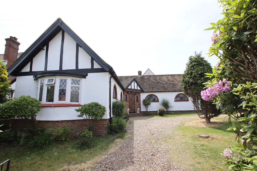 Property photo 1 of 29 Clarendon Park, Clacton On Sea