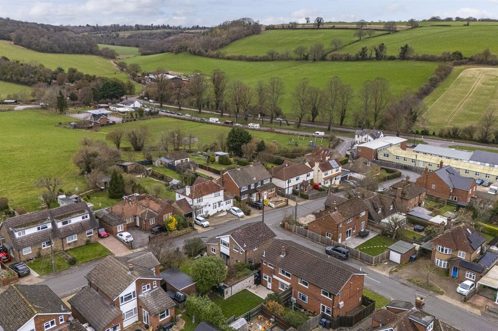 Property photo 2 of 17 8F154Fb6-cd9c-4542-8345-Cb9B21943c6E.Jpg