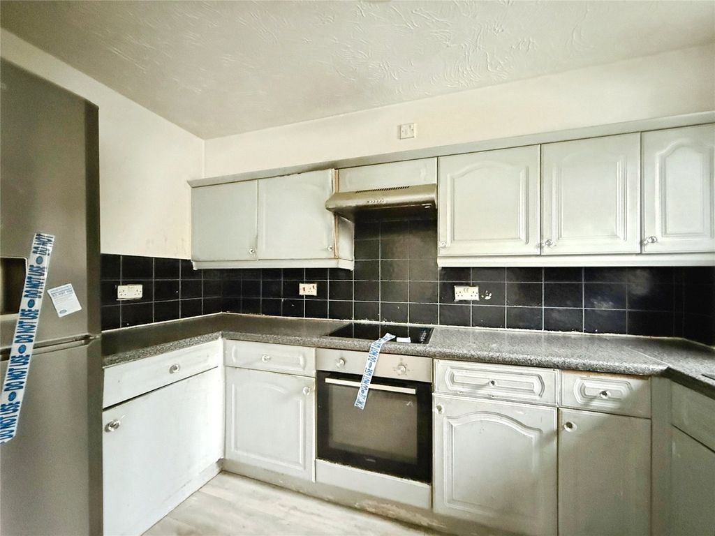 Property photo 2 of 8 Picture No. 08