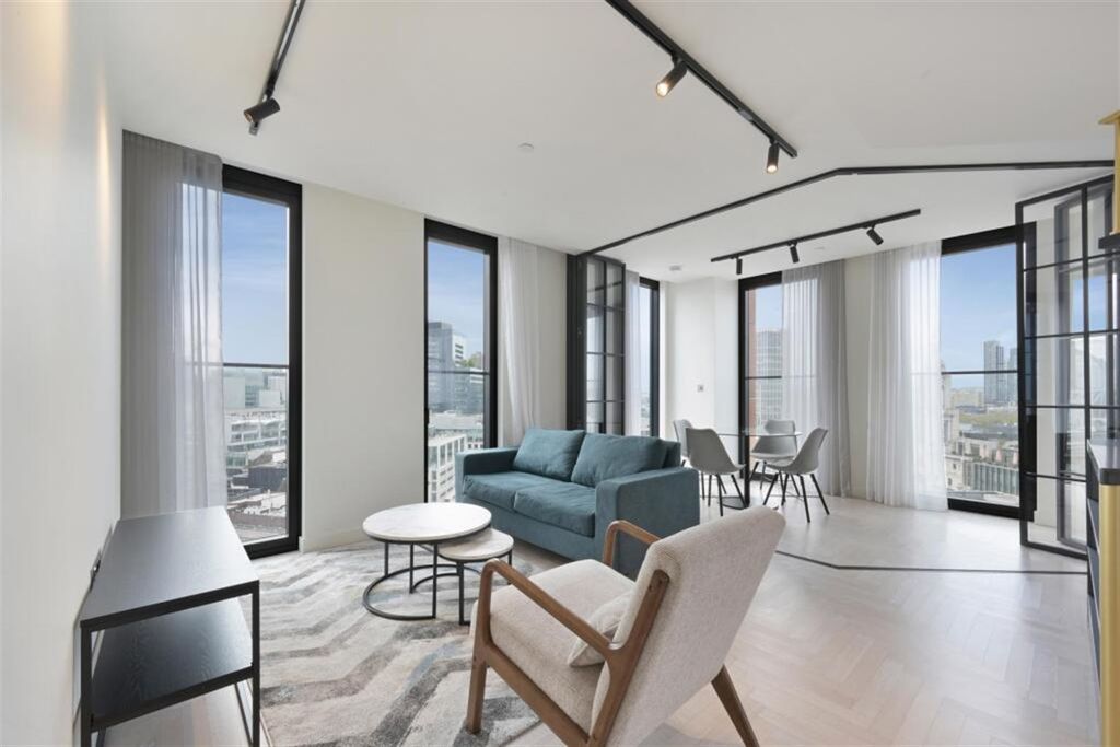 Property photo 1 of 25 (Main)