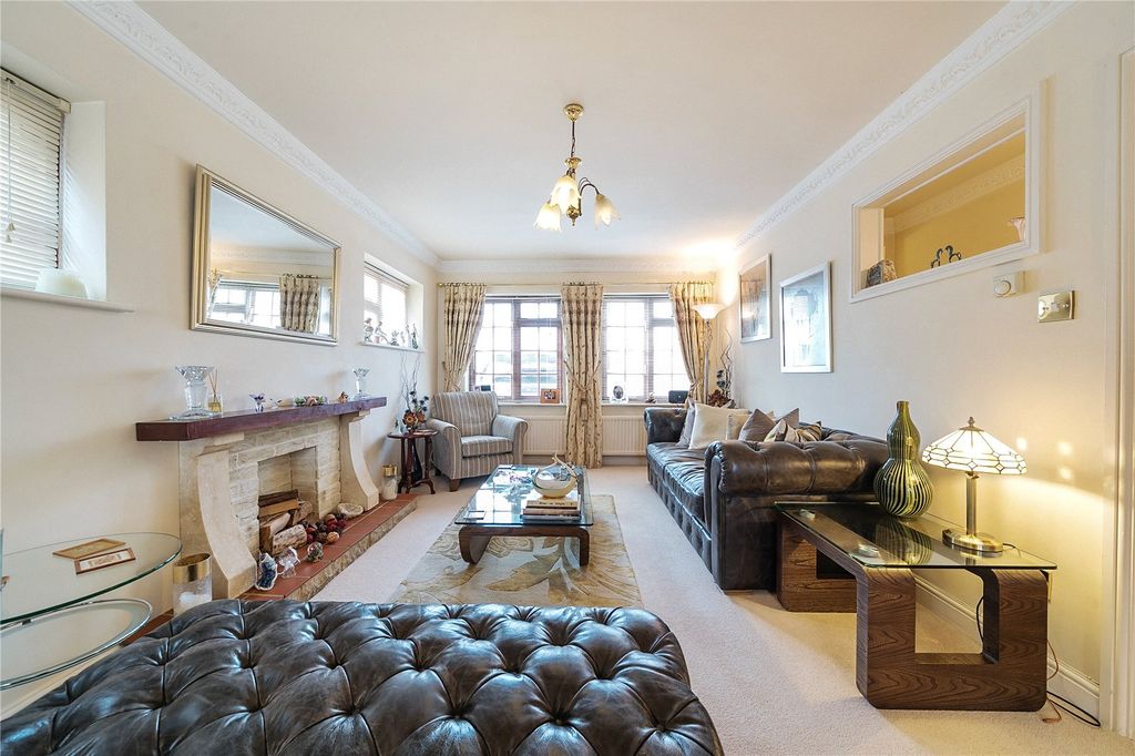 Property photo 2 of 19 Picture No. 04