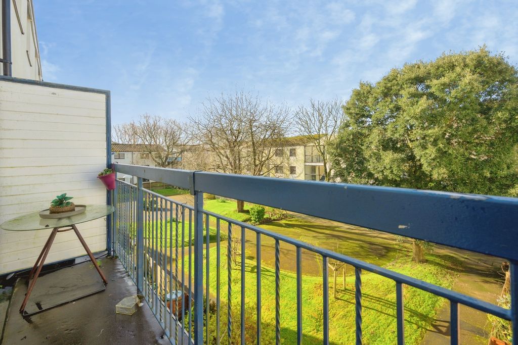 Property photo 2 of 19 Pbox-Img.Jpg