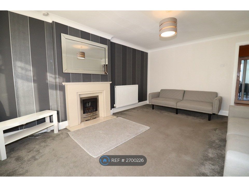 Property photo 3 of 26